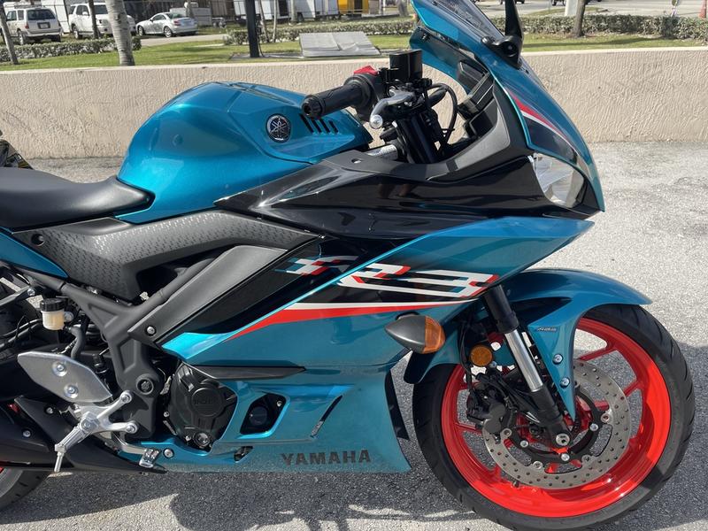 2021 YAMAHA YZF-R3 ABS - Image 3