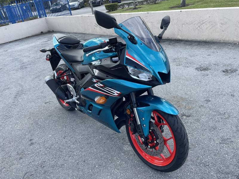 2021 YAMAHA YZF-R3 ABS - Image 2
